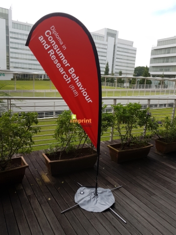 teardrop banner